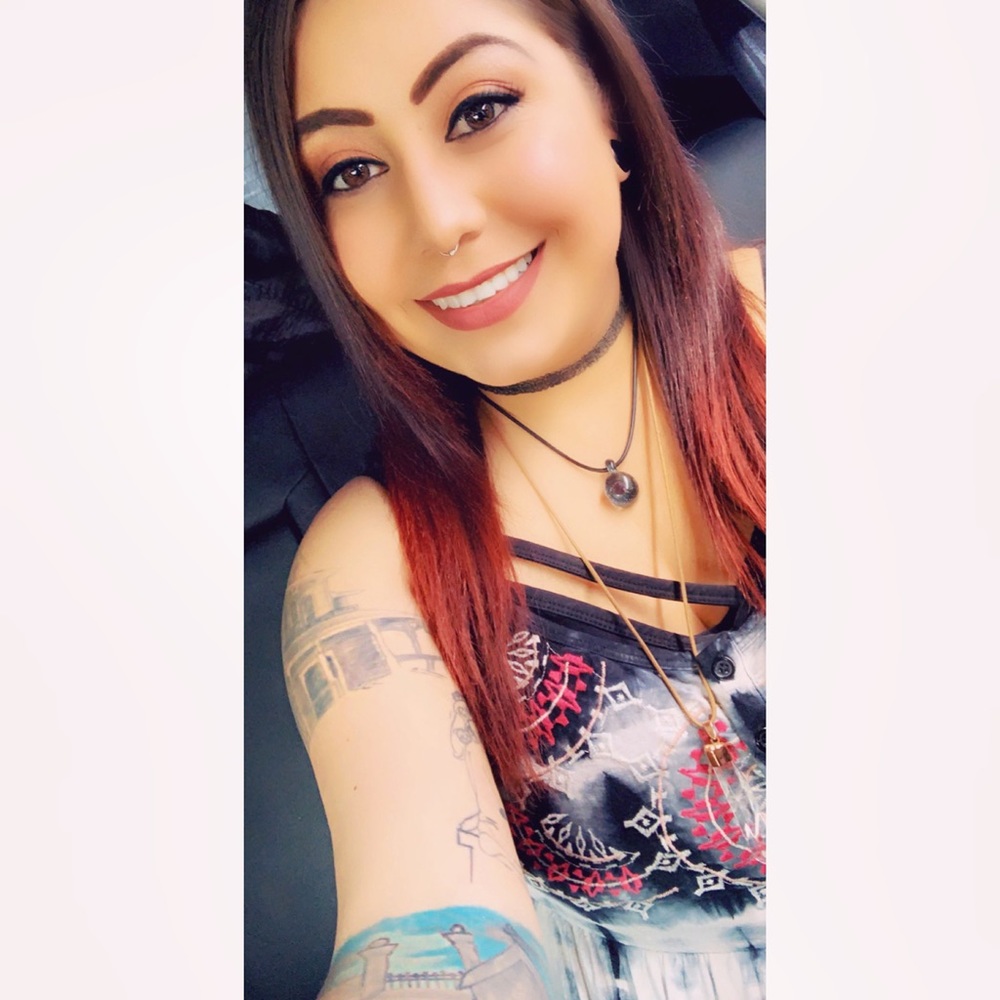 Meet your Posher, Carly